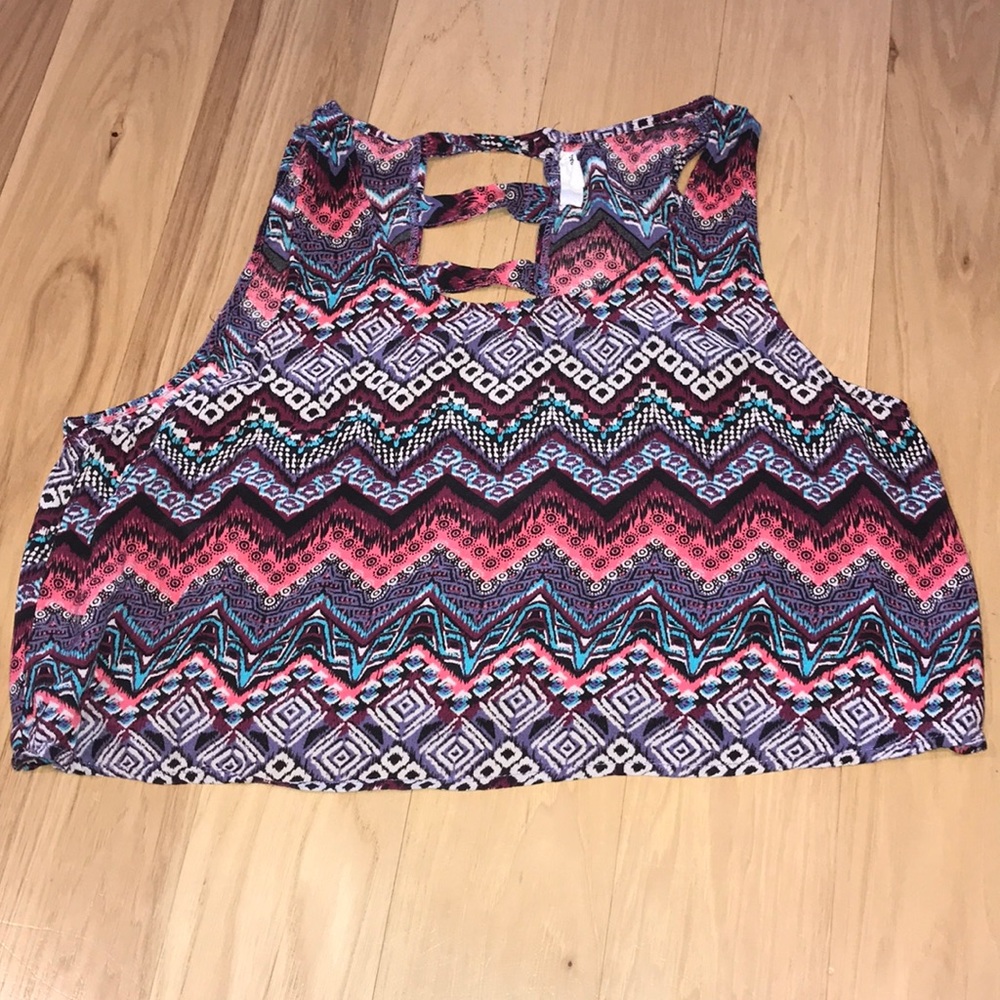 Crop top